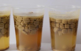 優(yōu)質(zhì)貓糧、狗糧如何挑選，可根據(jù)外觀、氣味和口感等挑選