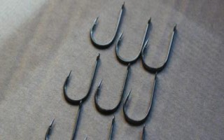 3號伊勢尼鉤垂釣鯽魚的效果，可以垂釣但效果不理想