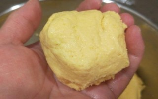 白鰱跟花鰱的餌料區(qū)別在哪，味型不同