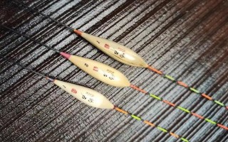 河里野釣用什么魚漂，根據(jù)魚種和垂釣者的喜愛來選擇
