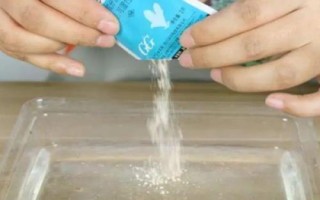 多菌靈兌水比例，常用500倍或1000倍比例的水稀釋