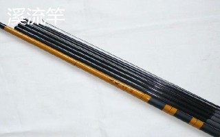 釣黑魚(yú)用什么竿線鉤，可以使用傳統(tǒng)竿、pe線、伊豆鉤等漁具