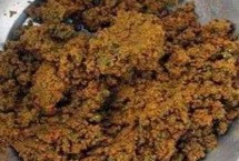 深秋釣魚怎么搭配餌料，占比分別為40%、40%、20%