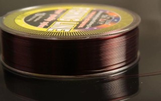4號主線和幾號子線與魚鉤一起使用，可以搭配3號子線、10-11號伊勢尼鉤等鉤型