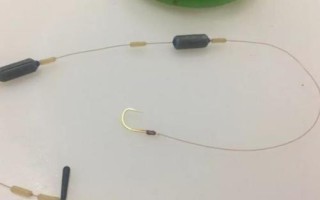 磯竿的拋竿方法，可使用劈投法、掄投法、彈投法、撩投法