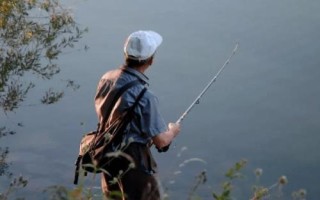 釣黑魚(yú)的技巧，最佳時(shí)間是3-11月